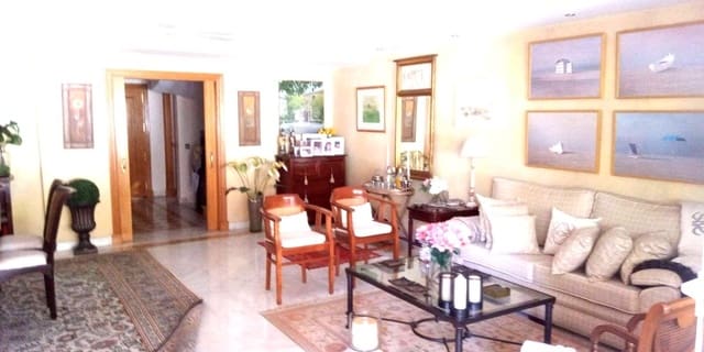 3 sypialnia Dom blizniak na sprzedaż w Golden Mile, Marbella - 1 600 000 € (Ref: 9843539)