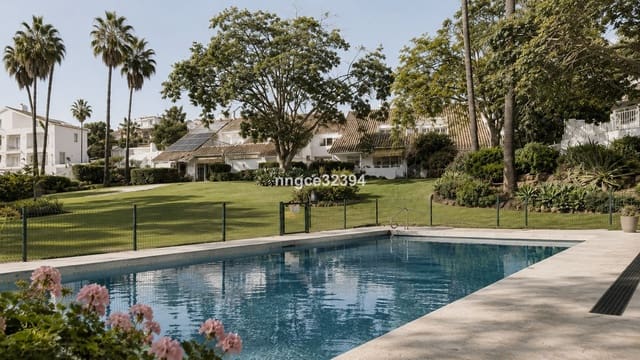 3 soverom Hus til salgs i Nueva Andalucia, Marbella - € 549 900 (Ref: 9843540)