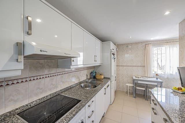 3 camera da letto Appartamento in vendita in Nueva Andalucia, Marbella - 560.000 € (Rif: 9843547)