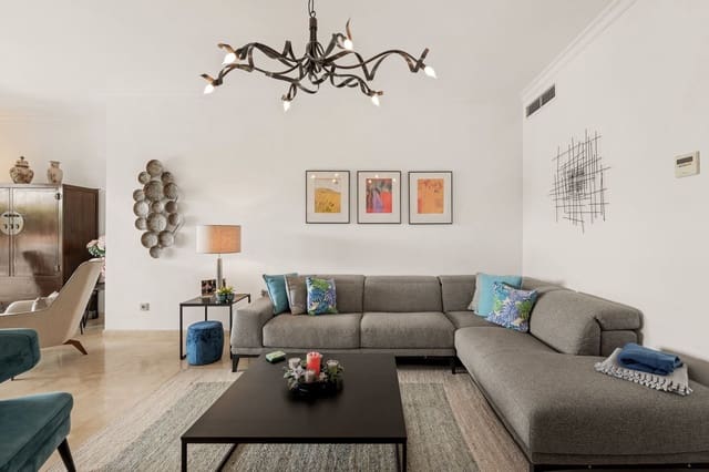 2 Zimmer Apartment zu verkaufen in Cancelada, Estepona - 549.000 € (Ref: 9843550)