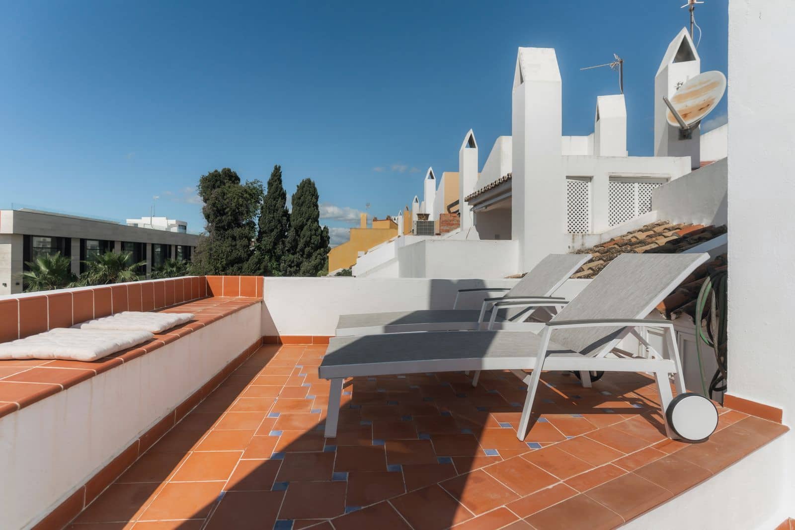 3 soveværelse Byhus til salg i Nueva Andalucia - € 495.000 (Ref: 9843558)