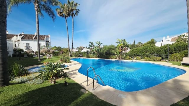 3 camera da letto Villetta Bifamiliare in vendita in Golden Mile, Marbella - 1.335.000 € (Rif: 9843562)