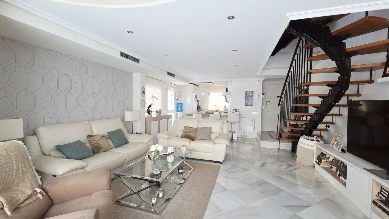 3 camera da letto Villetta Bifamiliare in vendita in Golden Mile - 1.335.000 € (Rif: 9843562)