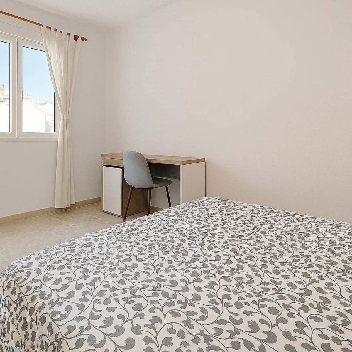 2 bedroom Apartment for sale in San Pedro de Alcantara - € 290,000 (Ref: 9843565)