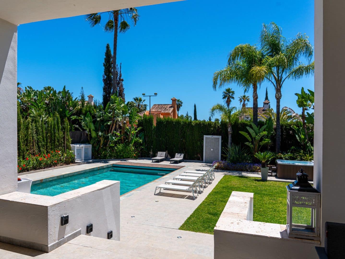 6 quarto Moradia para venda em Nueva Andalucia - 4 250 000 € (Ref: 9843567)