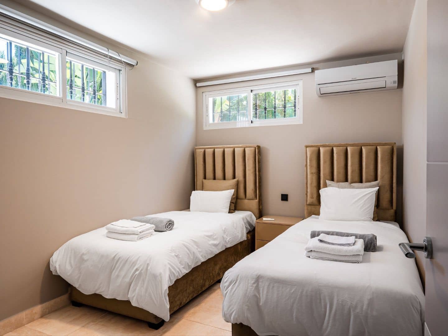 6 quarto Moradia para venda em Nueva Andalucia - 4 250 000 € (Ref: 9843567)