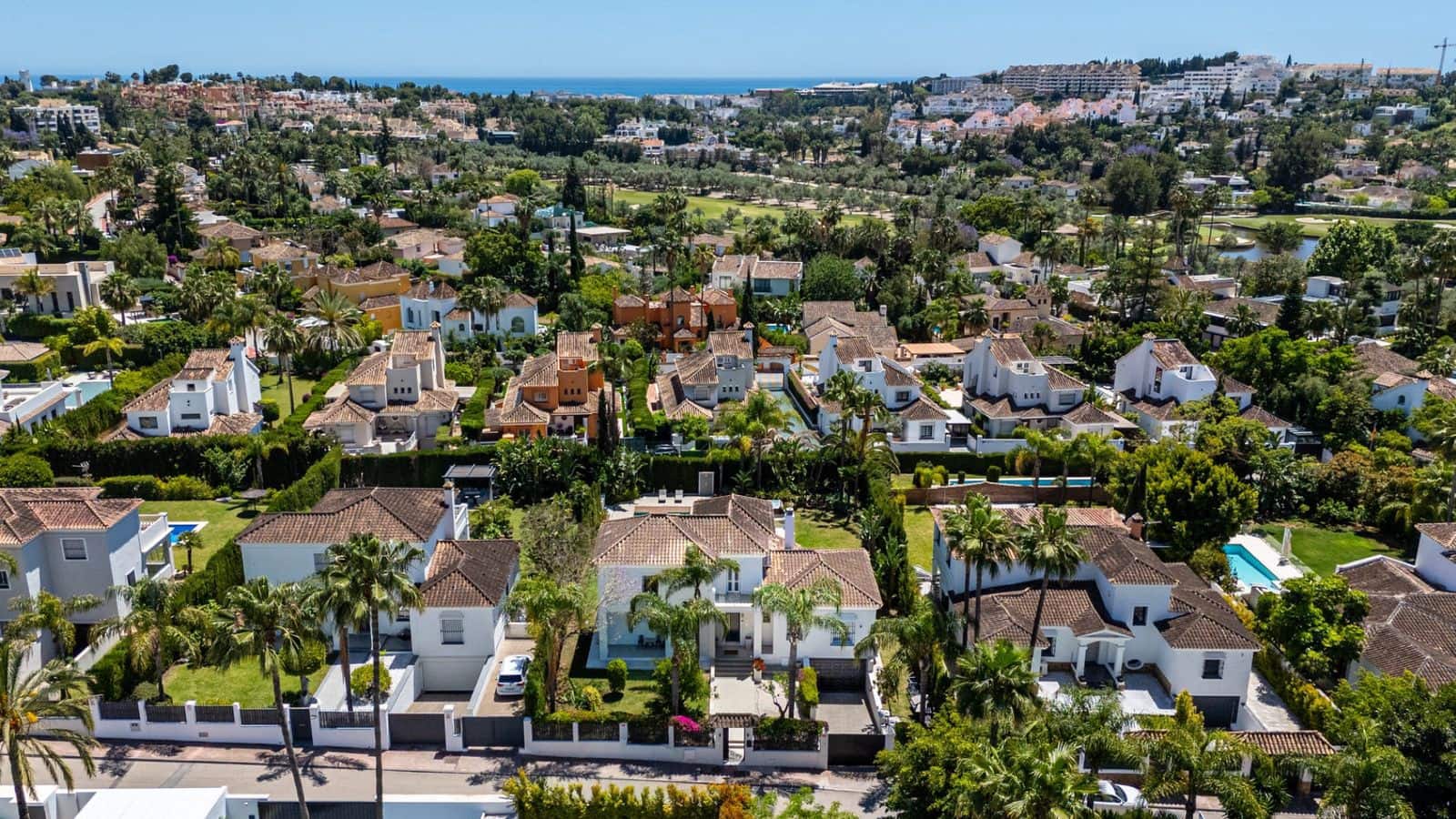6 quarto Moradia para venda em Nueva Andalucia - 4 250 000 € (Ref: 9843567)