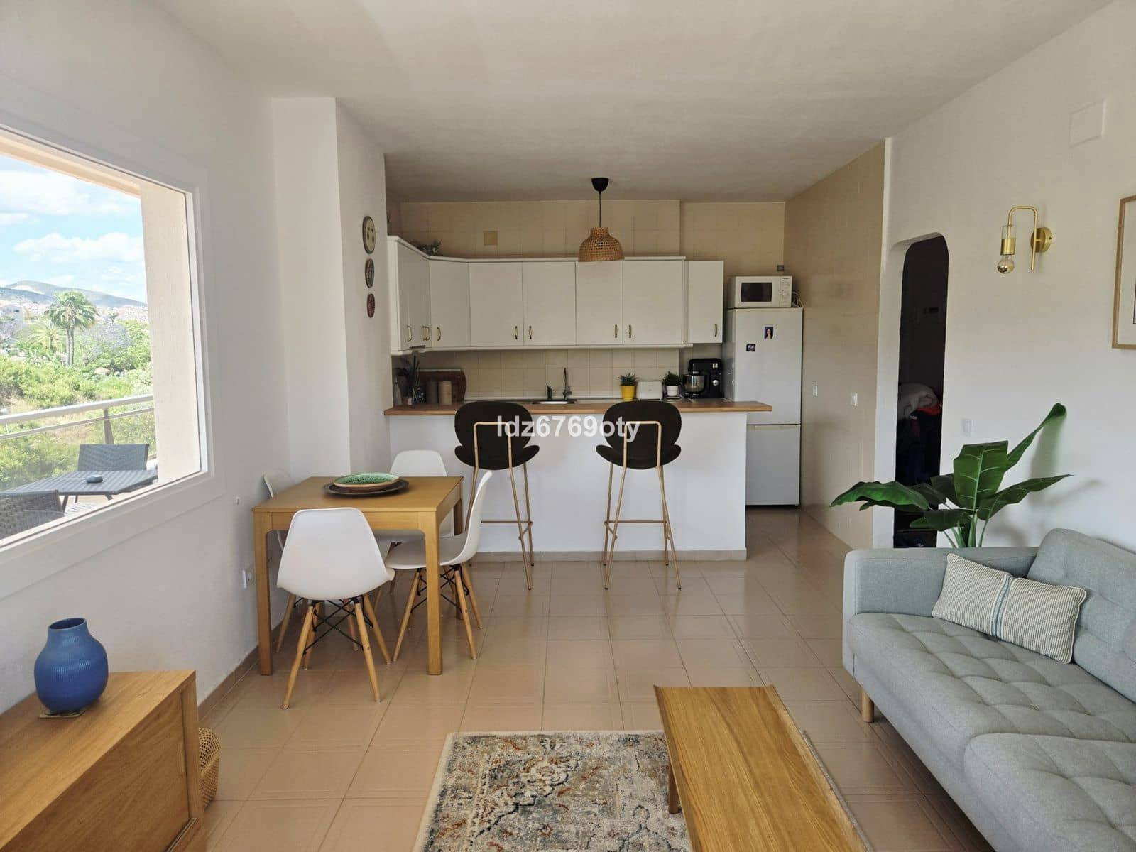 2 bedroom Apartment for sale in Benalmadena Costa - € 330,000 (Ref: 9843569)