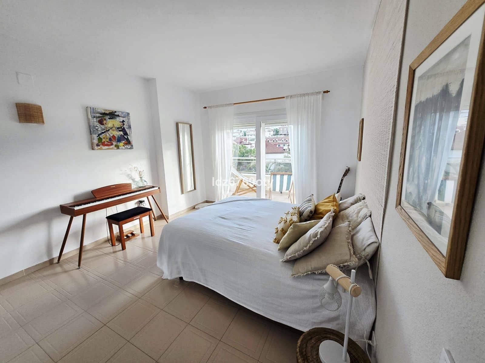 2 bedroom Apartment for sale in Benalmadena Costa - € 330,000 (Ref: 9843569)