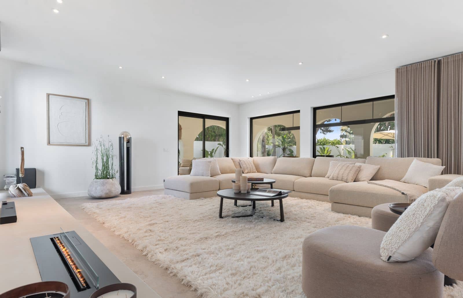 5 bedroom Villa for sale in Guadalmina - € 4,350,000 (Ref: 9843570)