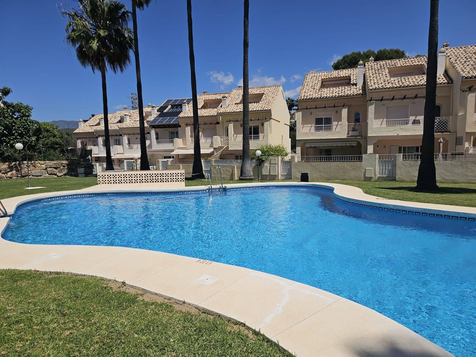 3 bedroom Townhouse for sale in El Rosario - € 599,000 (Ref: 9843576)