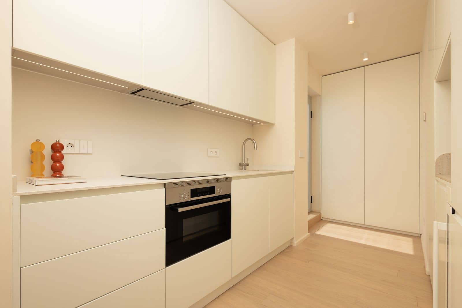 2 Zimmer Penthouse zu verkaufen in Nueva Andalucia - 1.190.000 € (Ref: 9843586)