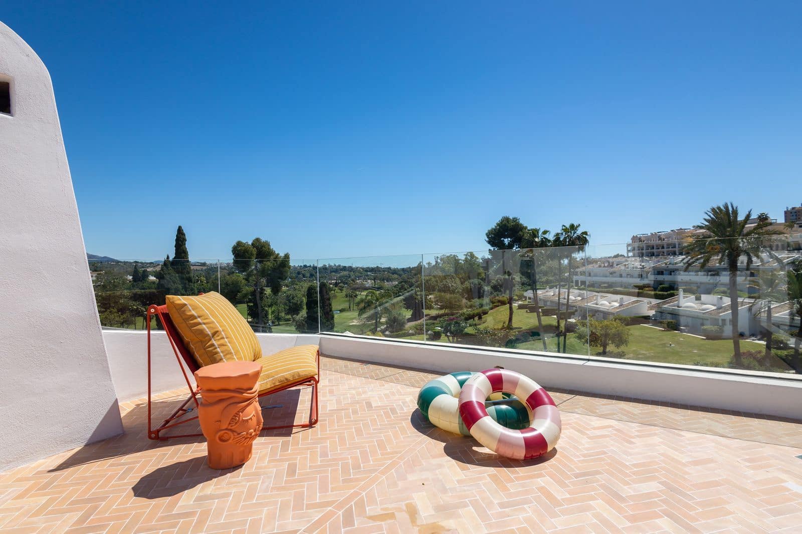 2 Zimmer Penthouse zu verkaufen in Nueva Andalucia - 1.190.000 € (Ref: 9843586)