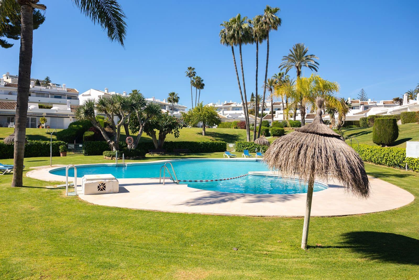 2 Zimmer Penthouse zu verkaufen in Nueva Andalucia - 1.190.000 € (Ref: 9843586)