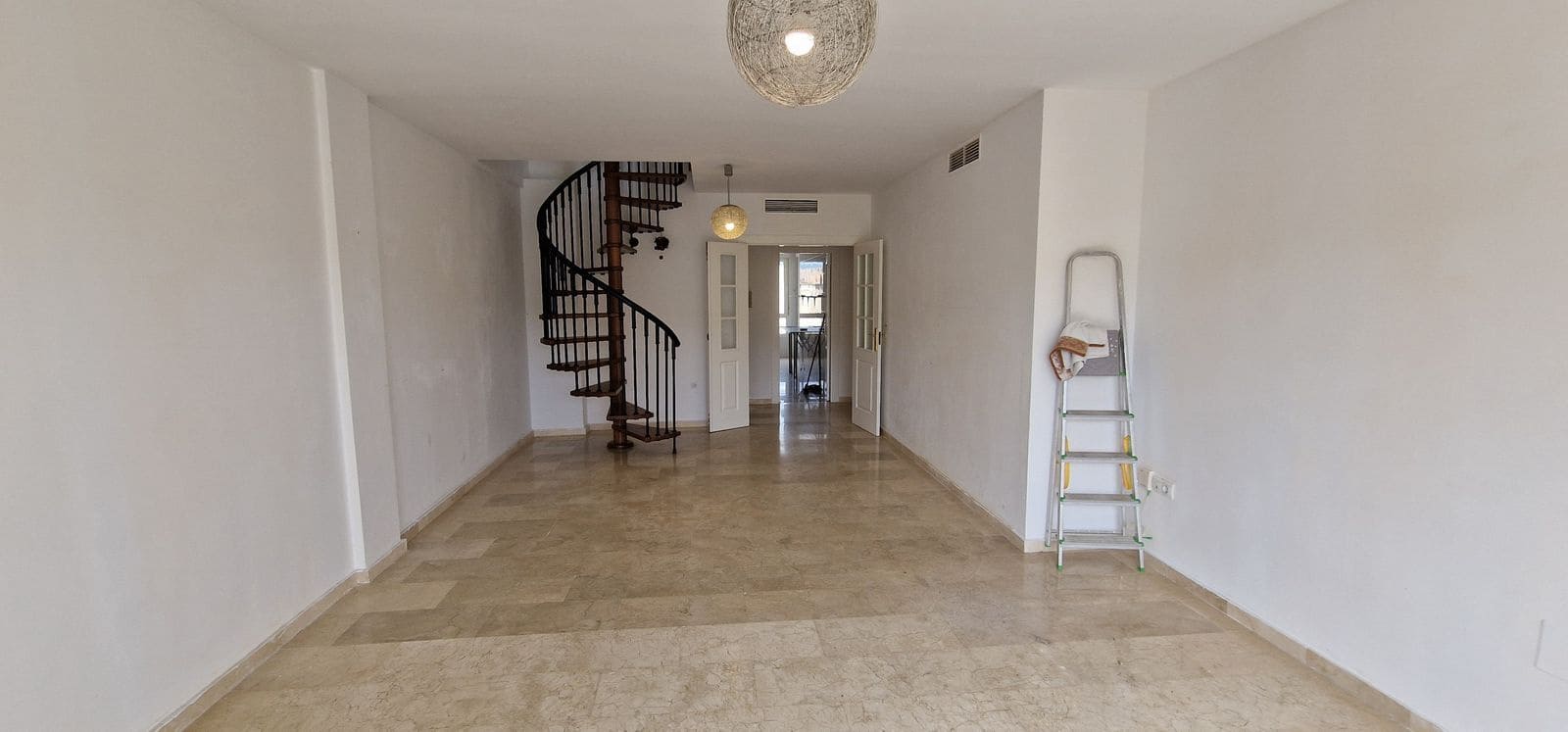 3 soveværelse Penthouse til salg i Manilva - € 310.000 (Ref: 9843587)