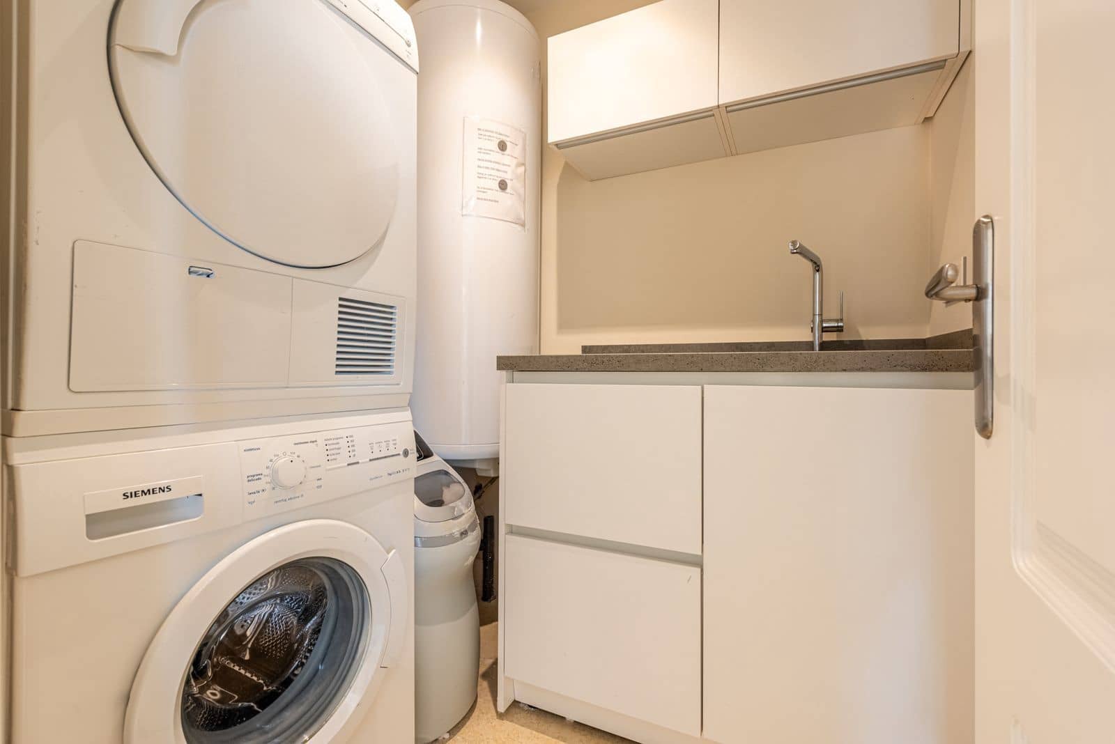 3 makuuhuone Kattohuoneisto myytävänä paikassa Benahavis - 1 295 000 € (Ref: 9843591)