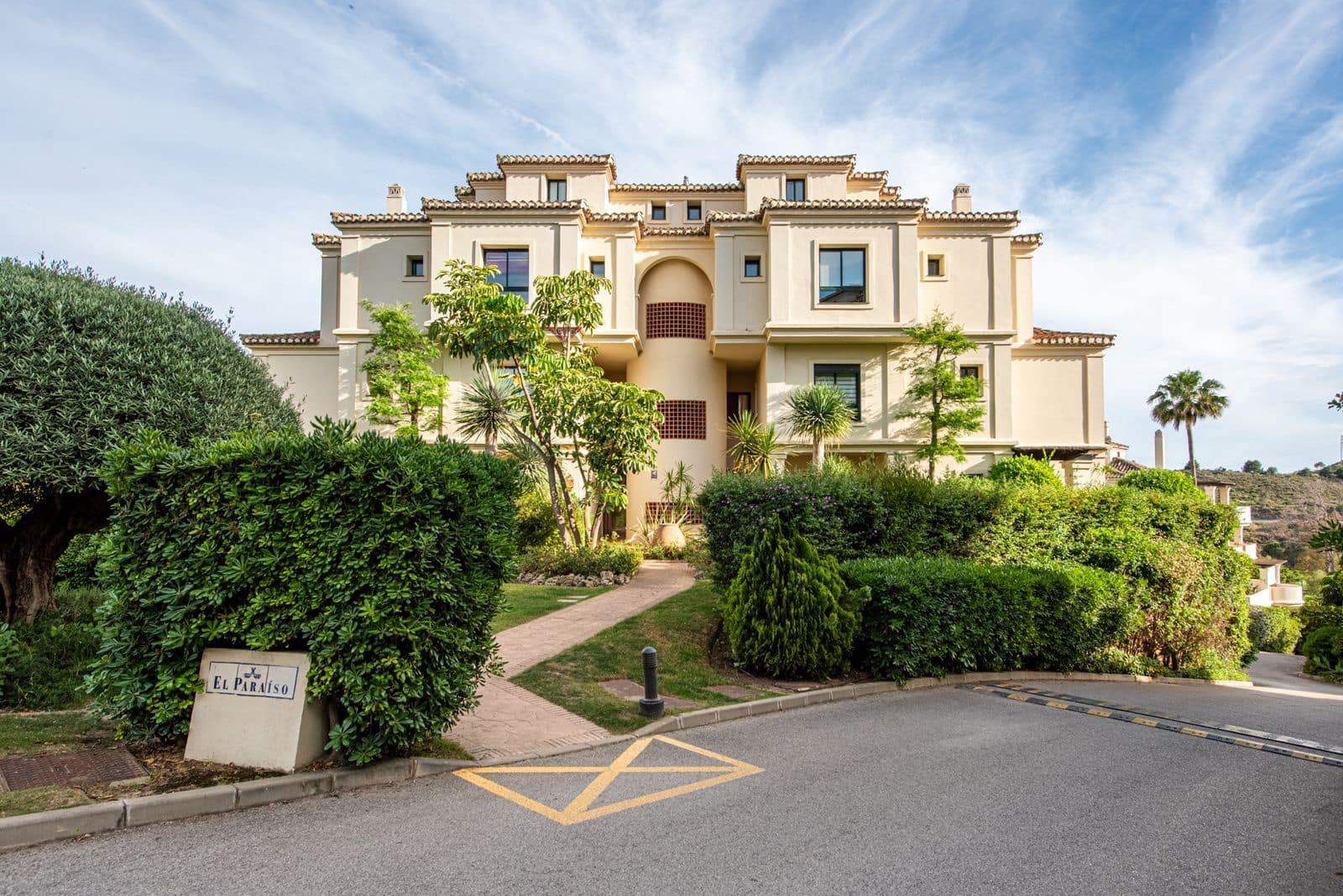3 makuuhuone Kattohuoneisto myytävänä paikassa Benahavis - 1 295 000 € (Ref: 9843591)