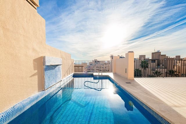 4 soverom Penthouse til salgs i Estepona - € 950 000 (Ref: 9843599)