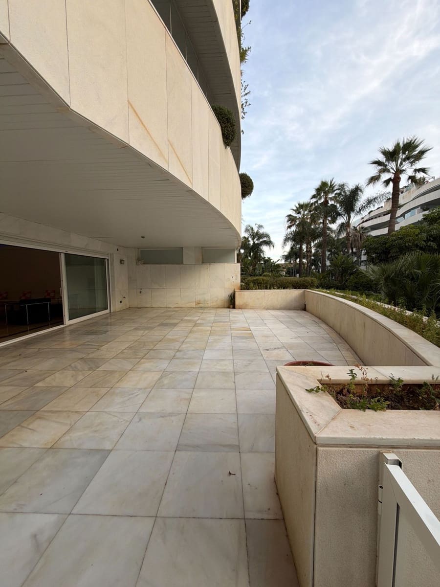 3 camera da letto Appartamento in vendita in Puerto Banus - 1.850.000 € (Rif: 9851365)