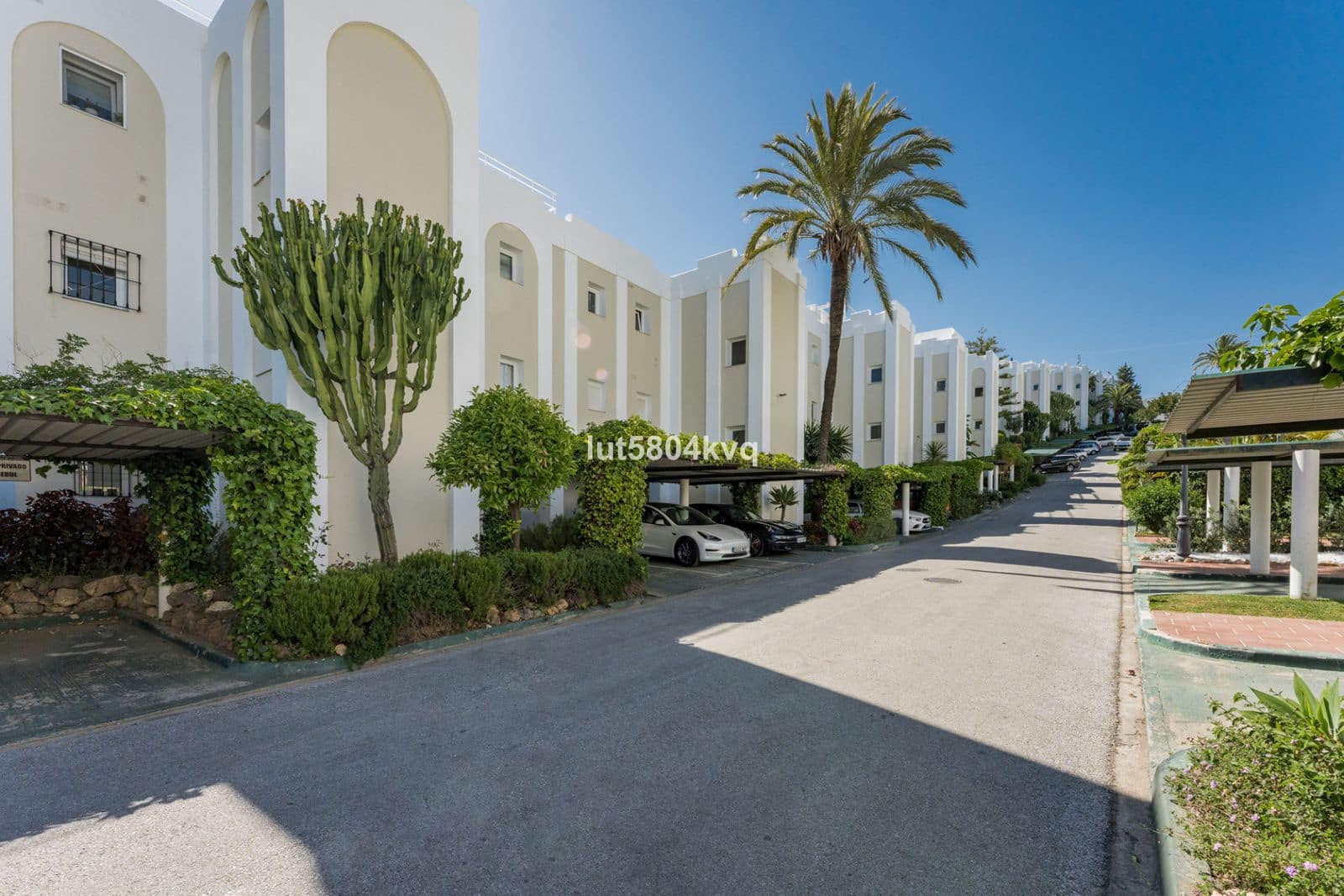 3 slaapkamer Appartement te koop in La Quinta - € 695.000 (Ref: 9851371)