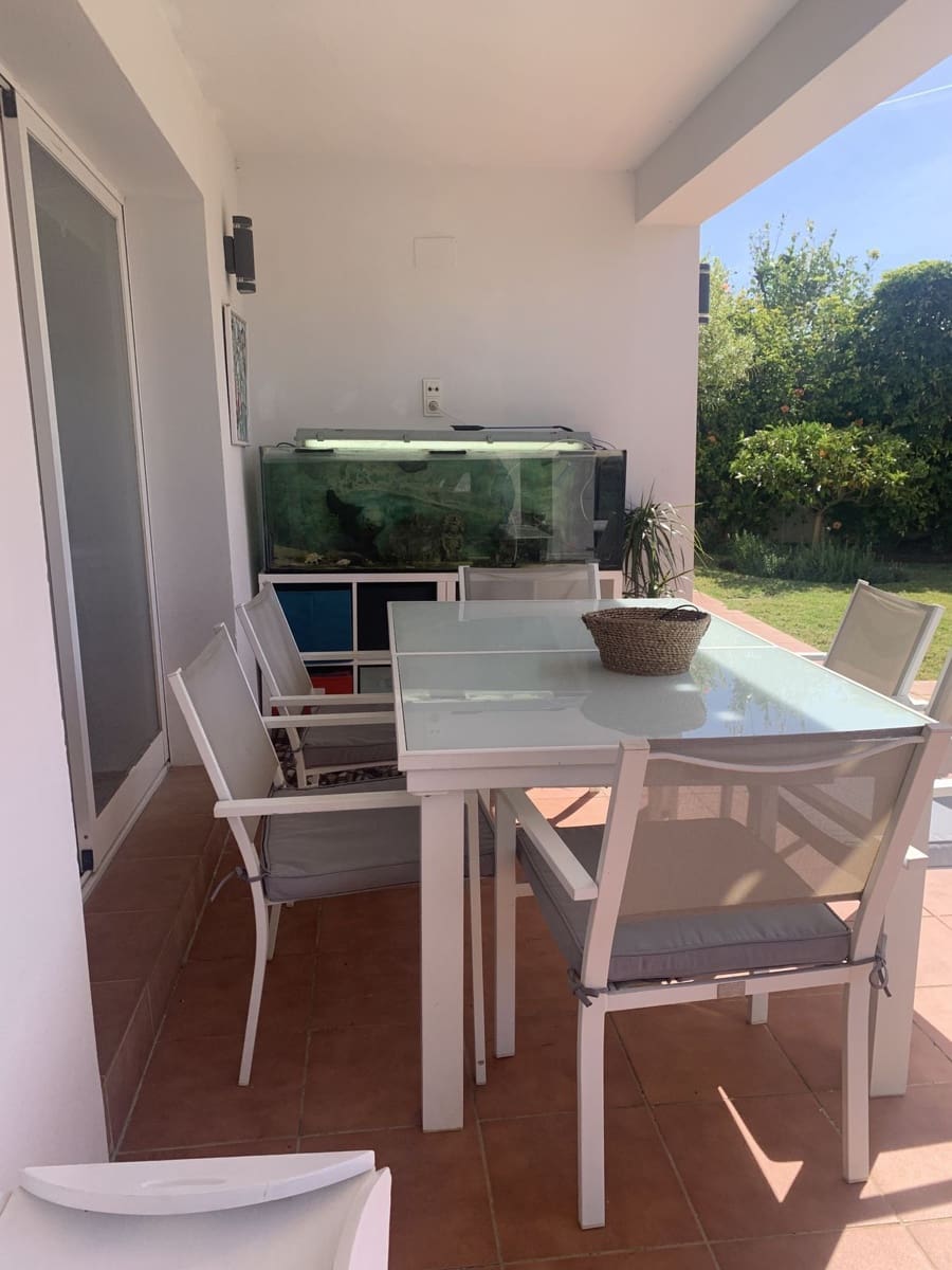 5 makuuhuone Huvila myytävänä paikassa San Pedro de Alcantara - 950 000 € (Ref: 9851372)