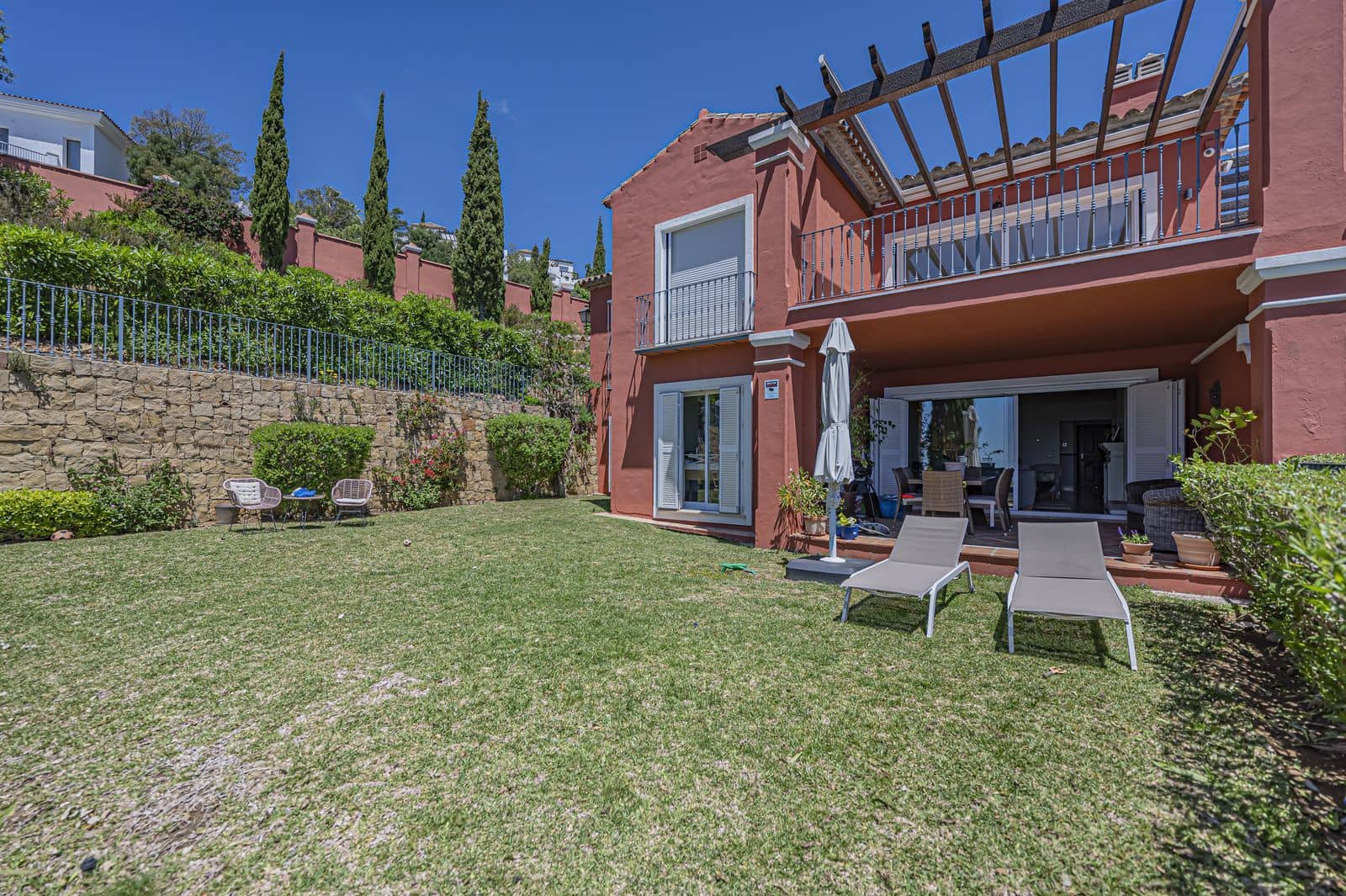 3 soveværelse Lejlighed til salg i La Mairena - € 895.000 (Ref: 9851376)
