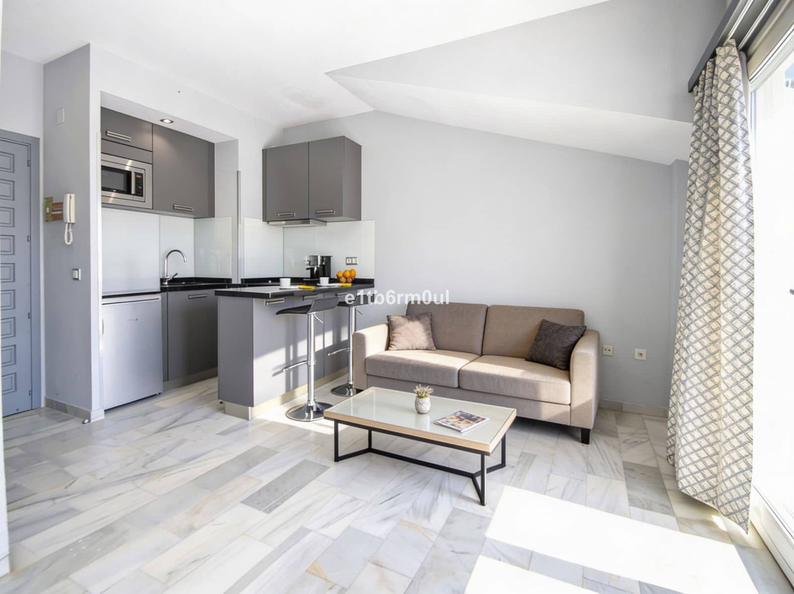 Studio til salgs i Golden Mile - € 380 000 (Ref: 9851383)