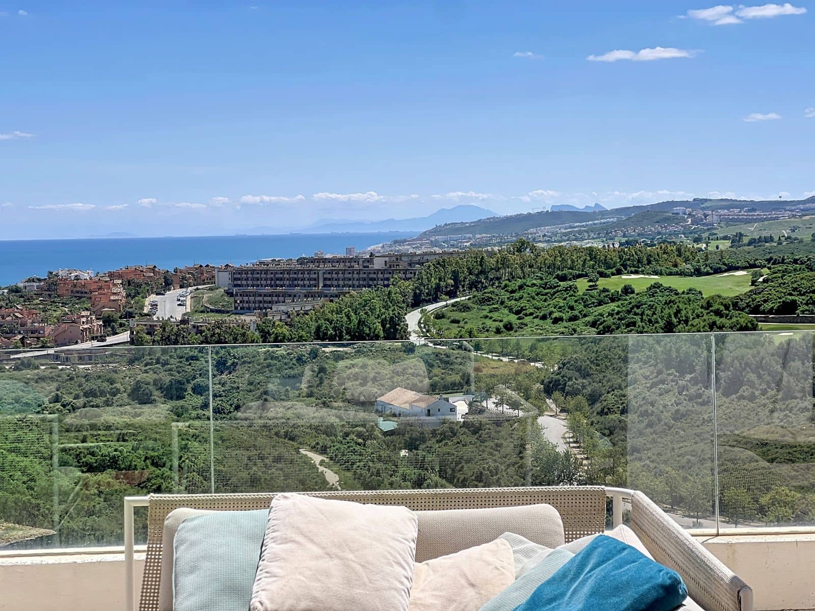 3 bedroom Penthouse for sale in Casares - € 960,000 (Ref: 9851386)