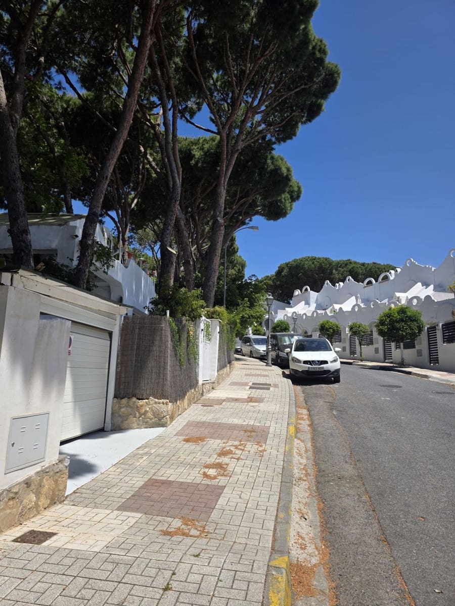 3 soveværelse Bungalow til salg i Marbella - € 580.000 (Ref: 9851392)