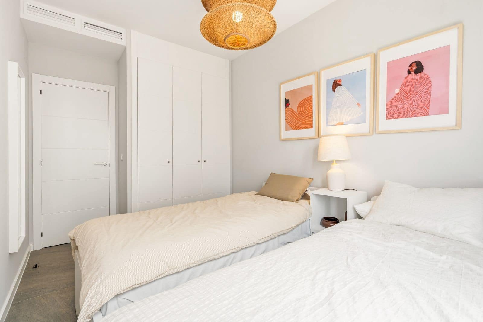 3 soveværelse Semi-Rækkehus til salg i Riviera del Sol - € 699.000 (Ref: 9851402)