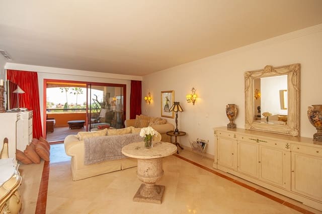 2 slaapkamer Appartement te koop in Bahía de Marbella, Marbella - € 850.000 (Ref: 9851405)