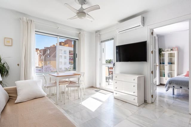 2 soveværelse Lejlighed til salg i Benalmadena Costa, Benalmádena - € 364.000 (Ref: 9851406)