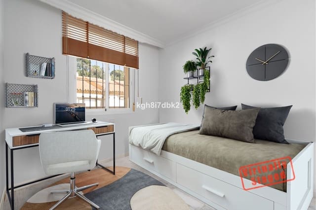 2 soveværelse Penthouse til salg i Benalmadena Costa, Benalmádena - € 349.000 (Ref: 9851413)