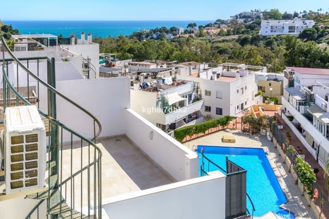 2 soveværelse Penthouse til salg i Benalmadena Costa, Benalmádena - € 349.000 (Ref: 9851413)