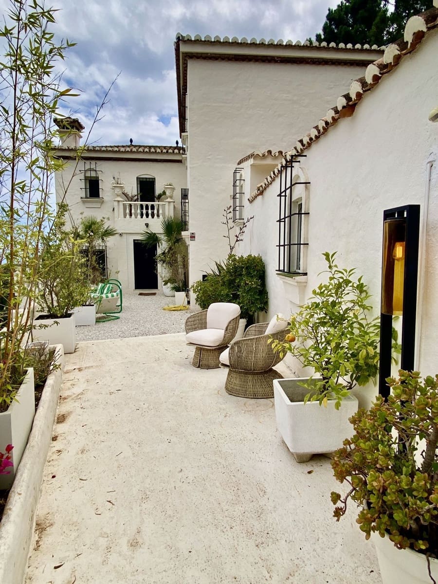 4 soveværelse Villa til salg i El Padron - € 1.595.000 (Ref: 9851415)