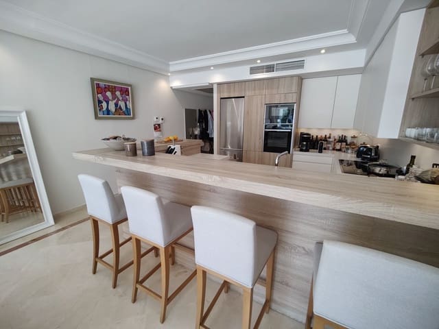 3 camera da letto Appartamento in vendita in Puerto Banus, Marbella - 1.250.000 € (Rif: 9851417)