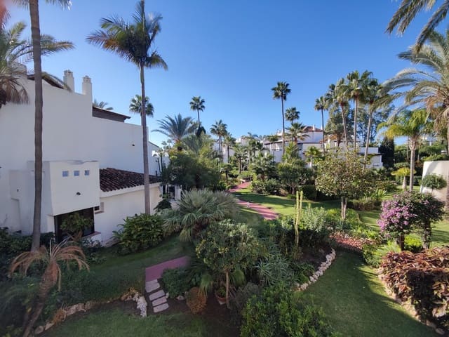 3 camera da letto Appartamento in vendita in Puerto Banus, Marbella - 1.250.000 € (Rif: 9851417)