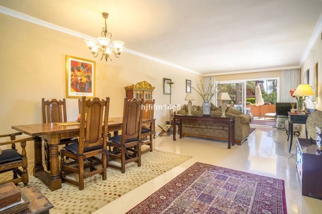 2 chambre Appartement à vendre à Puerto Banus, Marbella - 925 000 € (Ref: 9851419)