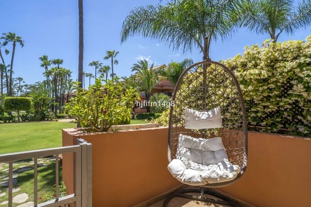 2 chambre Appartement à vendre à Puerto Banus, Marbella - 925 000 € (Ref: 9851419)