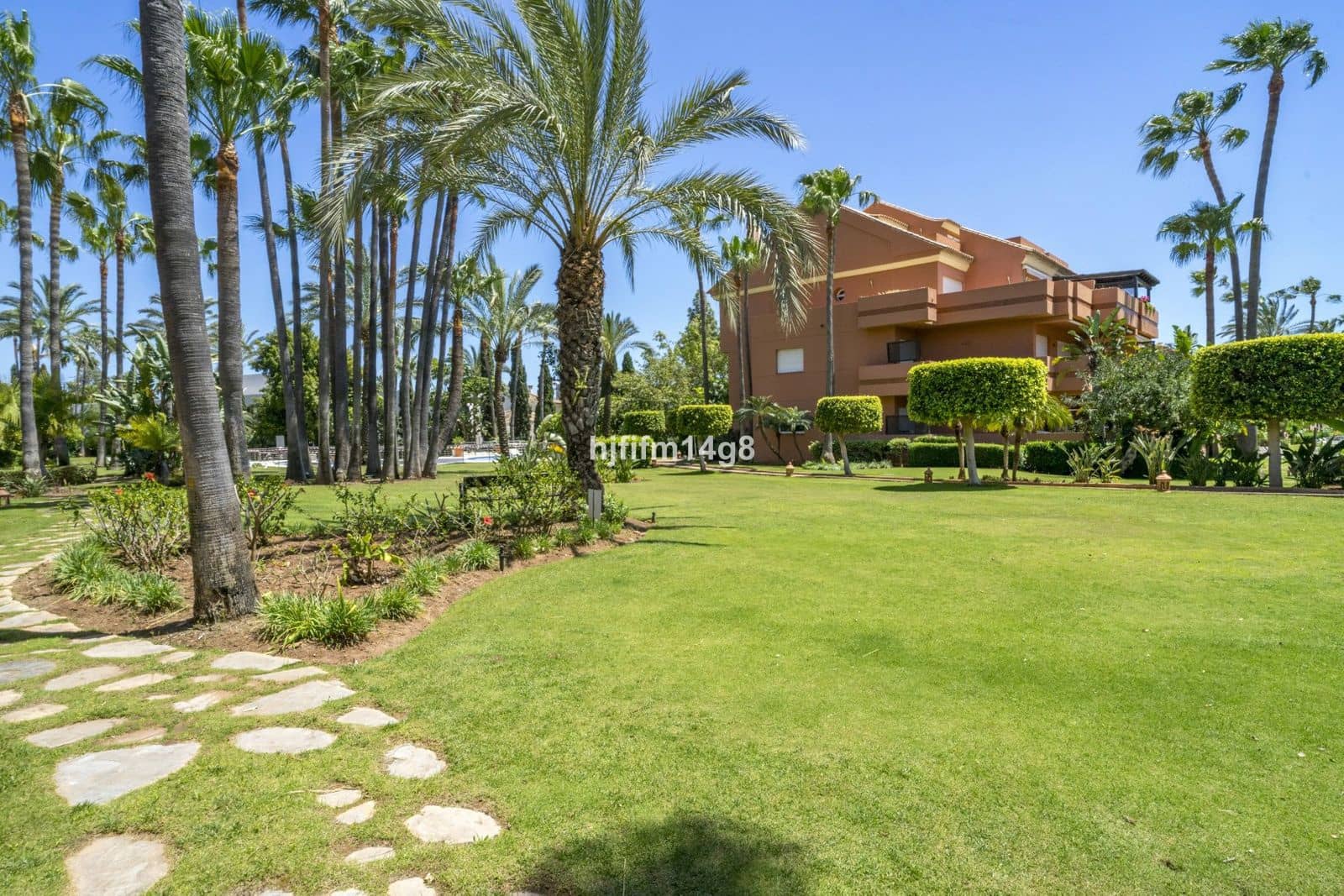 2 chambre Appartement à vendre à Puerto Banus - 925 000 € (Ref: 9851419)