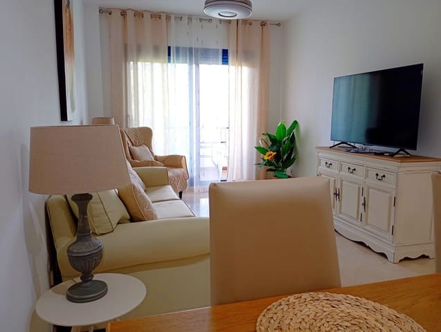 2 chambre Appartement à vendre à La Duquesa / Puerto de la Duquesa, Manilva - 367 500 € (Ref: 9851429)