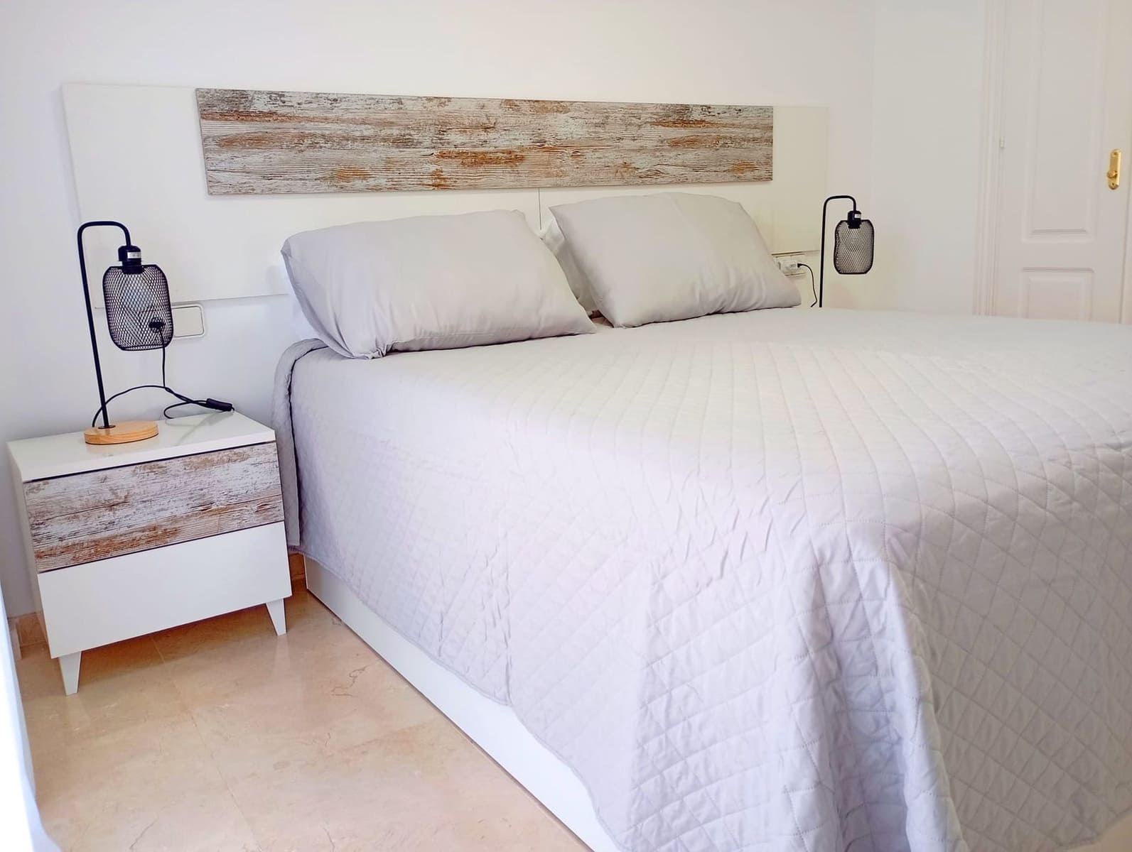 2 chambre Appartement à vendre à La Duquesa / Puerto de la Duquesa - 367 500 € (Ref: 9851429)