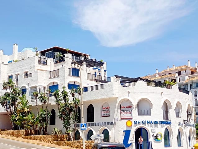 2 slaapkamer Appartement te koop in La Duquesa / Puerto de la Duquesa, Manilva - € 360.000 (Ref: 9851429)