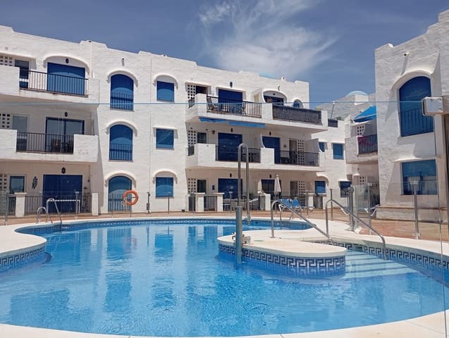 2 slaapkamer Appartement te koop in La Duquesa / Puerto de la Duquesa, Manilva - € 360.000 (Ref: 9851429)