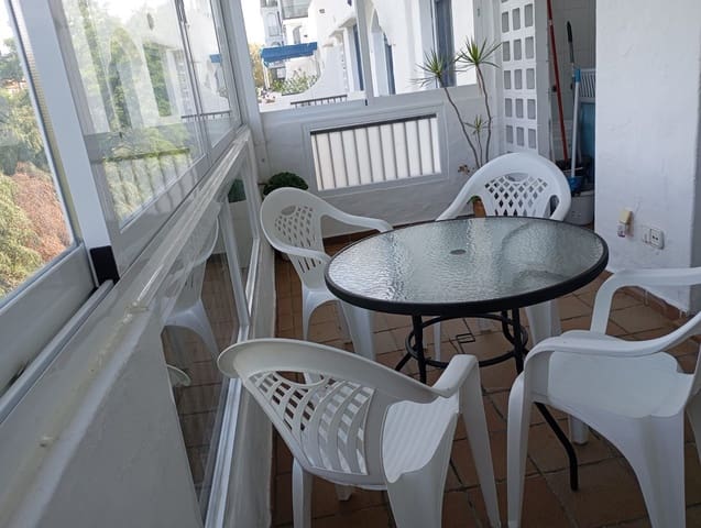 2 slaapkamer Appartement te koop in La Duquesa / Puerto de la Duquesa, Manilva - € 360.000 (Ref: 9851429)