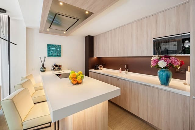 2 soveværelse Lejlighed til salg i Carib Playa, Marbella - € 725.000 (Ref: 9851431)