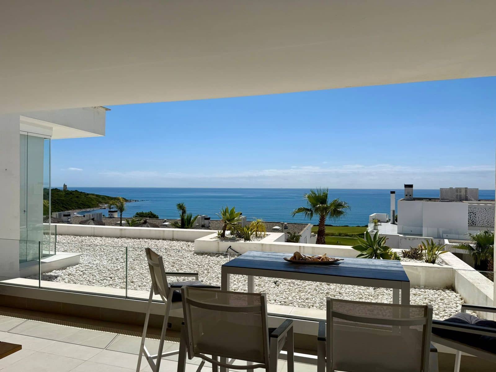 2 chambre Appartement à vendre à La Alcaidesa - 725 000 € (Ref: 9851432)