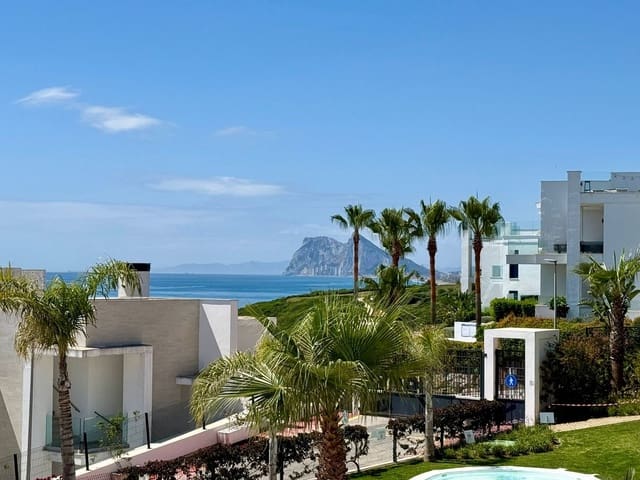 2 chambre Appartement à vendre à La Alcaidesa - 725 000 € (Ref: 9851432)
