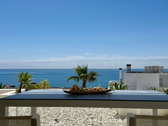 2 chambre Appartement à vendre à La Alcaidesa - 725 000 € (Ref: 9851432)