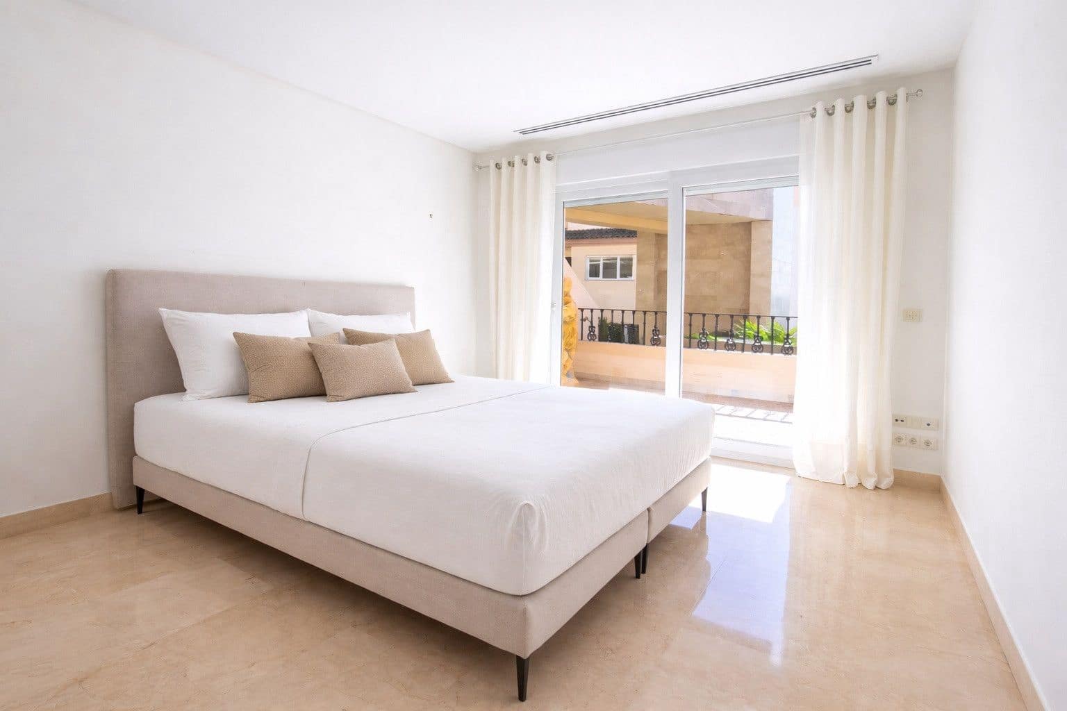 2 camera da letto Appartamento in vendita in Nueva Andalucia - 650.000 € (Rif: 9851439)